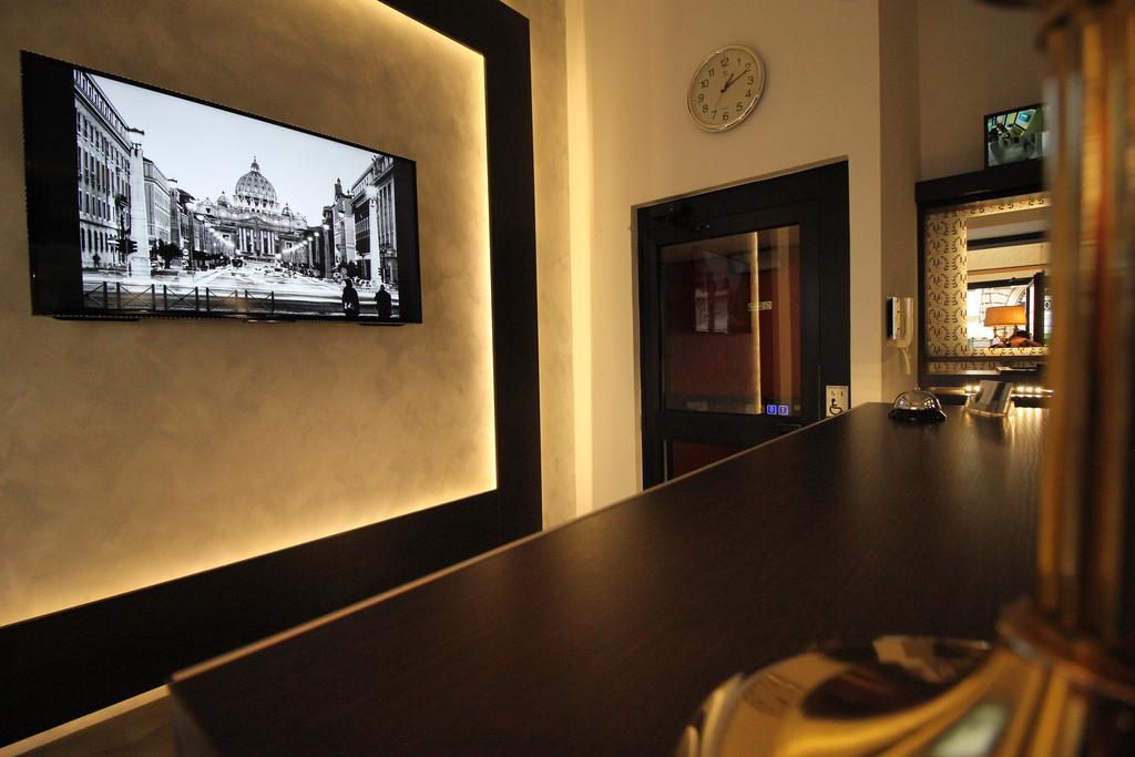 Hotel Charter — Foto 1